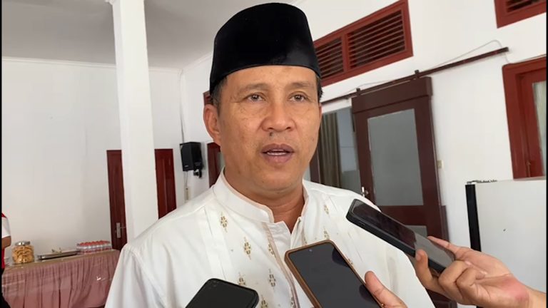 BANGKA TV.00_00_47_24.Still062